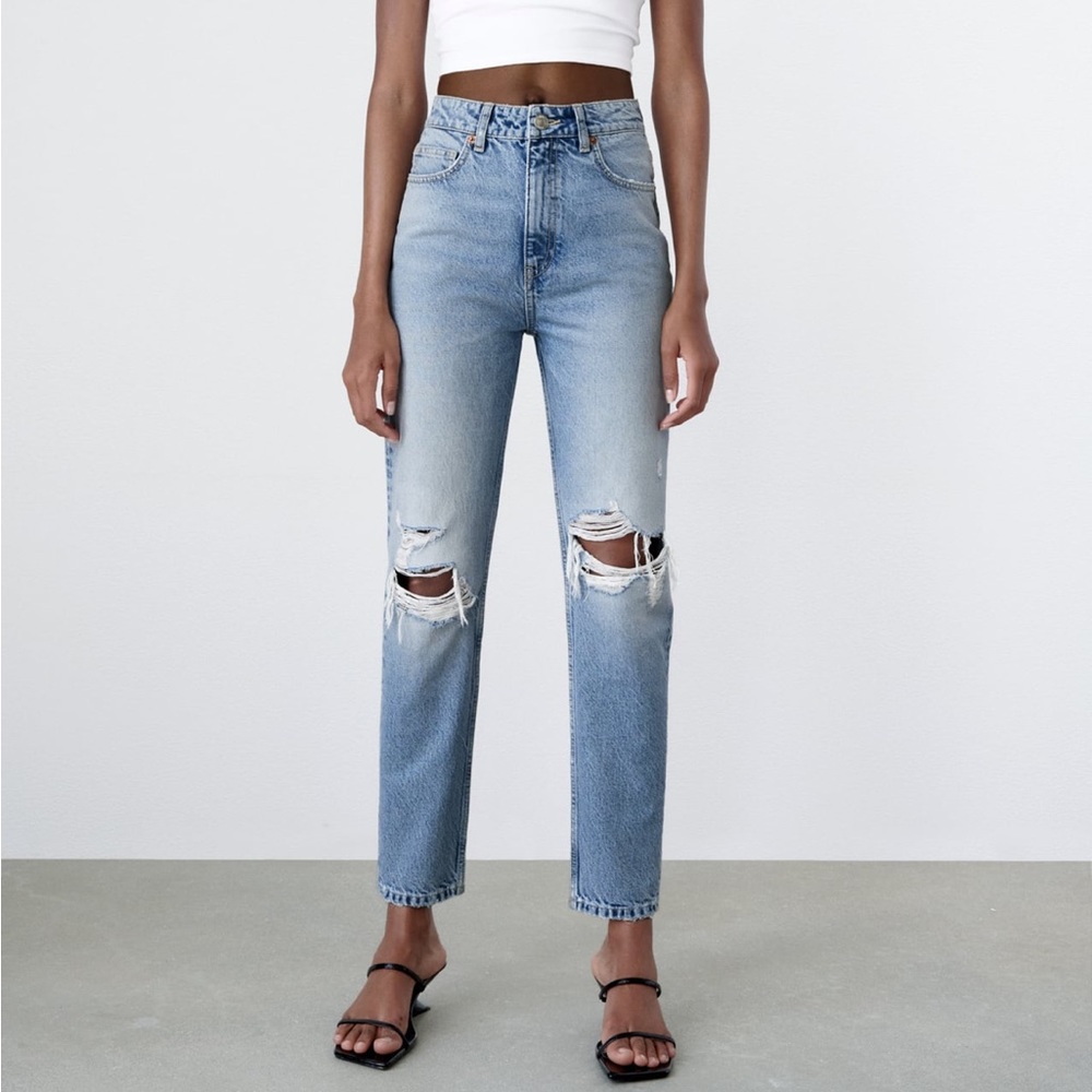 ZARA Ripped Mom Fit Jean